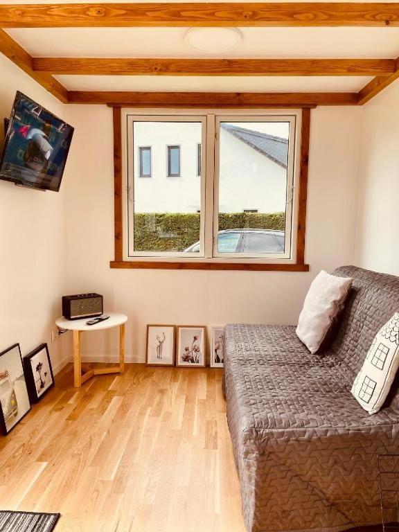 Tiny House Fleesensee Mit Eigenem Garten Und Nur Wenige Meter Vom Seeufer เกอห์เรน-เลบบิน ภายนอก รูปภาพ